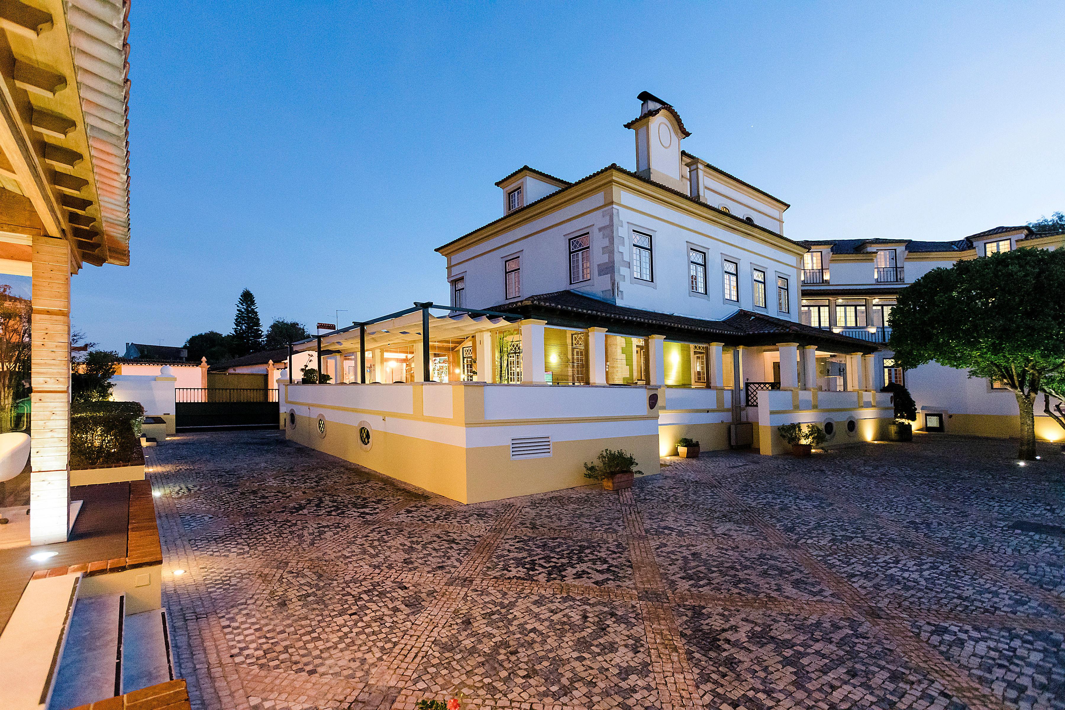 Hotel Lusitano Golegã Exterior foto